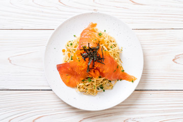 spaghetti with smoked salmon and shrimp egg