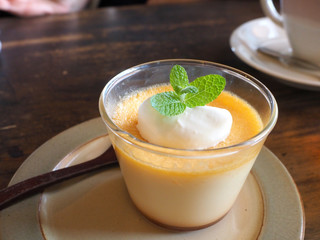 カスタードプリン