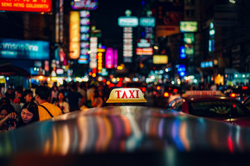 Tuk Tuk Taxi Nightlife at Chinatown in Bangkok,Thailand. - obrazy, fototapety, plakaty