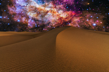 Amazing views of the Sahara desert under the night starry sky. - obrazy, fototapety, plakaty