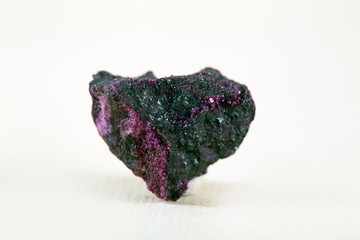 kammererite composed mostly of chalcedony, microcrystalline quartz gem