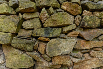 Natursteinmauer