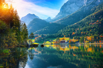 Fototapeta premium Fantastic autumn sunrise of Hintersee lake