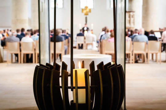 Kirche, Hochzeit, Cathedral, Architektur, Religion, Kerze, Altar, alt, Trauung, Gl&auml;ubig, Kunst, Stuhle, Wassertopf, Fensterlicht