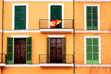 farbige Balkons in Palma