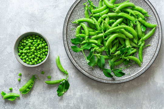 Fresh green organic peas.