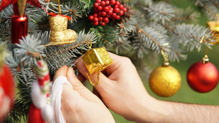 christmas tree decorations for 2019