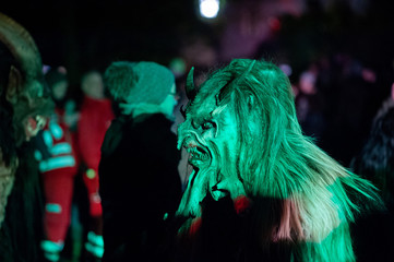 Perchten und Krampus