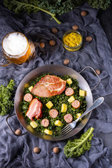 delicious kale Pan with pinkel and kassler