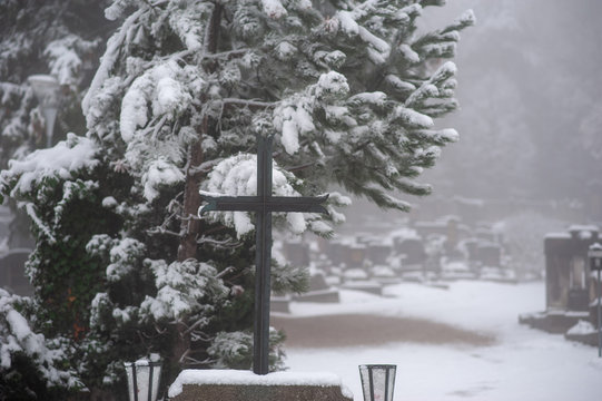Friedhof im Winter