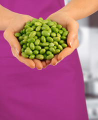 HANDFUL OF FRESH SOYA BEANS