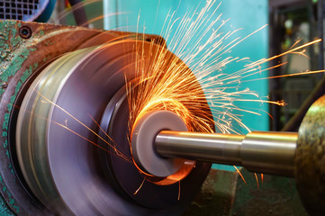 Production of parts in the metalworking industry, finishing on an internal steel surface grinding...