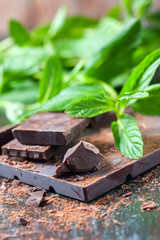 Dark chocolate with green mint