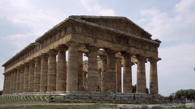 Time Lapse. Zoom out. Second Temple of Hera, a Greek temple in Paestum, Italy. 4K.