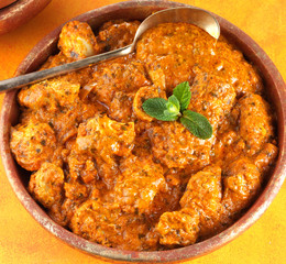 CHICKEN TIKKA MASSALA