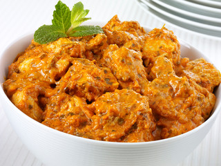 CHICKEN TIKKA MASSALA