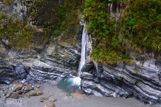 Travel Taiwan, Asia. Taroko National Park, famous tourist attraction Taroko Gorge and landscape view of Swallow Groto and Tunnel of Nine Turns. Popular tourist attractions.