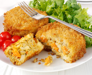 SAVOURY SQUASH AND VEGETABLE CAKES