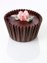 CHOCOLATE CUPCAKE