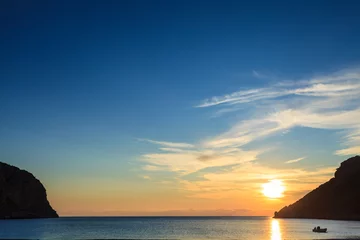 Selbstklebende Fototapete Meer / Sonnenuntergang Sunrise or sunset over sea surface