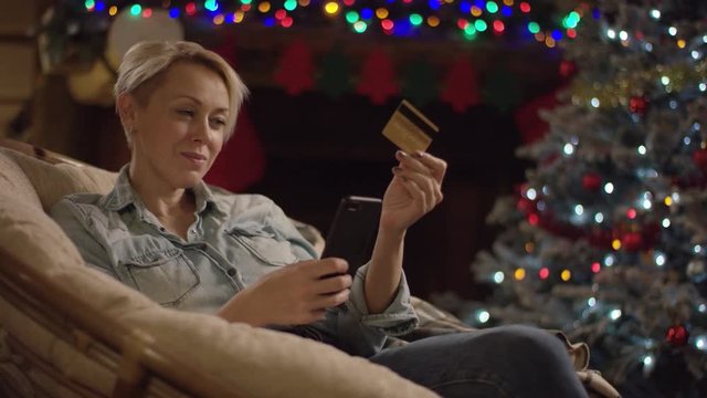 Woman takes selfshot in Xmas night