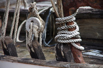 vieux cordage d'un bateau