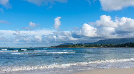 Fototapeta na wymiar Gorgeous Tropical Island Beach in Hawaii