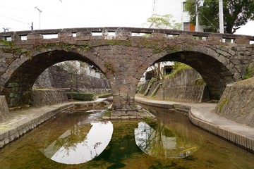 重要文化財に指定されている高瀬裏川の高瀬眼鏡橋