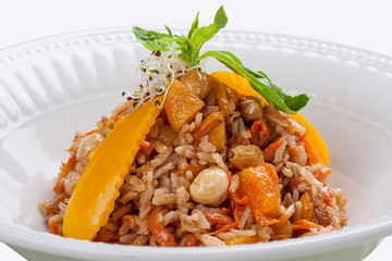 Uzbek pilaf with raisins and nuts