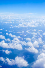 Ciel au-dessus de la mer, vue a&eacute;rienne 