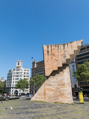 Catalonia Square, the center of the city and the most emblematic square in Barcelona, and monument to President of Catalonia, Francesc Macia. - obrazy, fototapety, plakaty