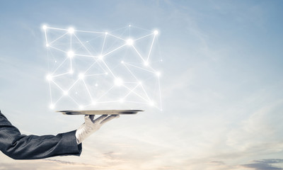 Presenting modern wireless technologies.