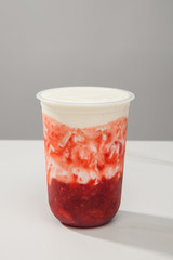 Fresh strawberry milk tea