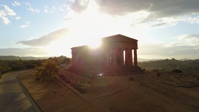 Ancient Greek temple of Concordia (V-VI century BC), Valley of the Temples, Agrigento, Sicily. The area was included in the UNESCO Heritage Site list in 1997.