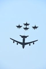 AVIONS DEFILE  14 JUILLEt