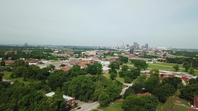 Still shot of ST. Louis Missouri from the Illinois side of the Missippi River