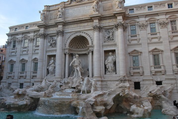 Fototapeta na wymiar La Fontana di Trevi, Roma, Italia