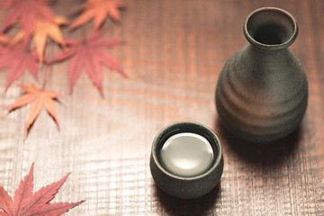 日本酒と紅葉