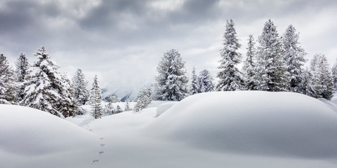 Fototapeta premium Panorama einer Winterlandschaft in Tirol Österreich