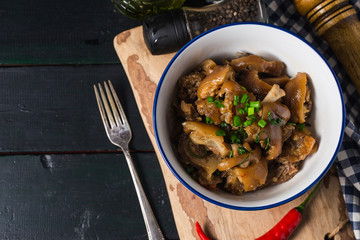 Pig's feet shallot halogen