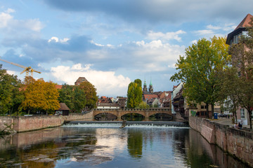Fototapeta na wymiar Bela vista do rio de Nuremberg na Alemanha