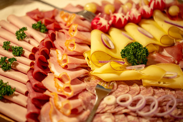 Brotzeit - Platte - Wurst - Käse - deftig - Allgäu