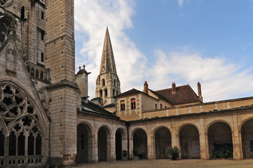 Fototapeta na wymiar Auxesse, l'Abbazia di Saint Germain - Borgogna