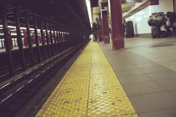 Metro paltform