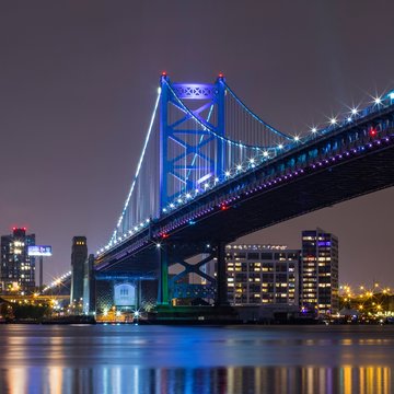Ben Franklin Bridge  at night
