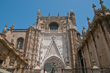 Fototapeta premium El Giraldillo, Kathedrale von Sevilla, Sevilla, Andalusien, Spanien
