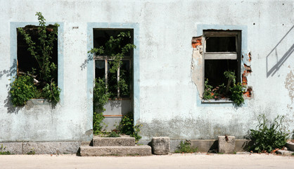 Fototapeta na wymiar Abandoned Architecture