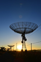The observatory in the evening,The silhouette of a radio telescope