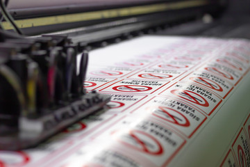 "Sigara içmek yasaktır" uyarı levhası baskısı. "No smoking" warning sign printing