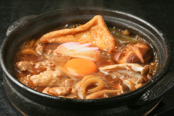 味噌煮込みうどん